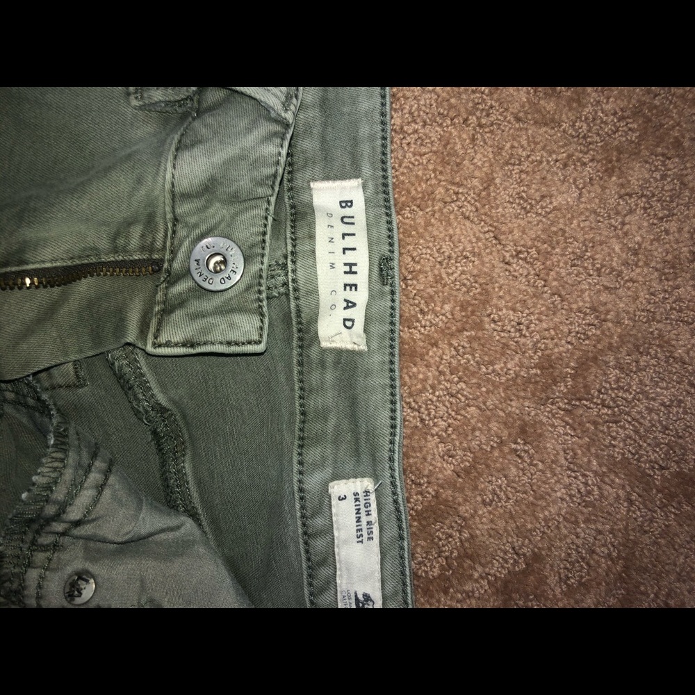 Jeans - Picture 2 of 2